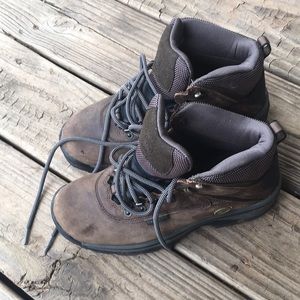 Timberland White Ledge Waterproof Mid( 12668) Hiking Boot - Women's Size 8